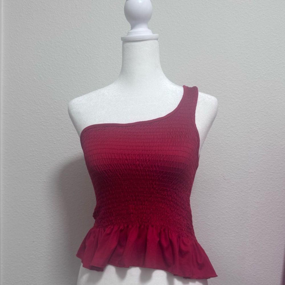 Red One-Shoulder Top Size Medium NWOT